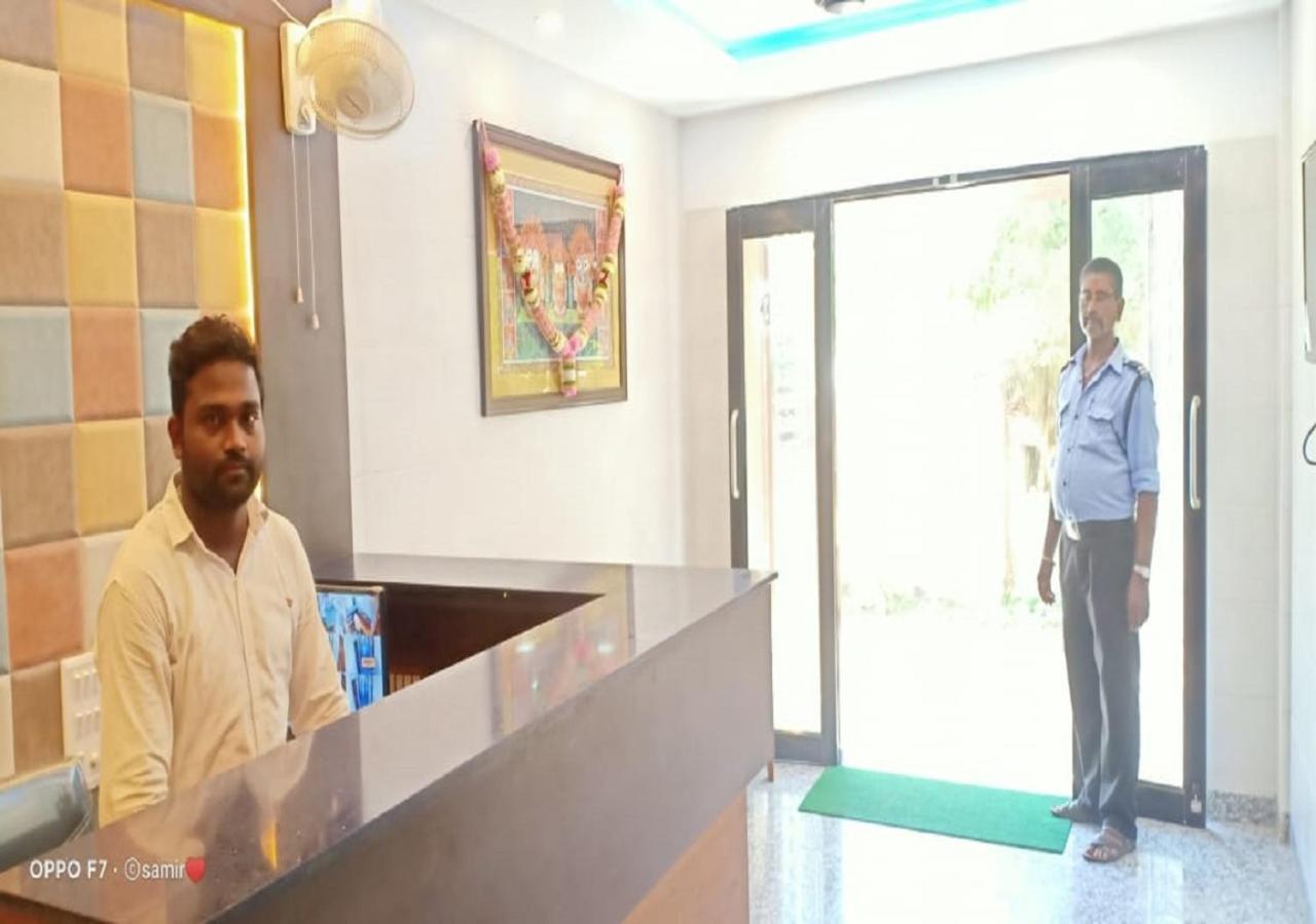Hotel Siddhi Vinayak Hotel